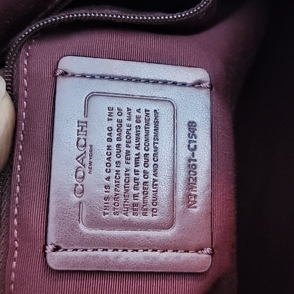 COACH DEMPSEY TOTE 40" - Picture 11 of 14